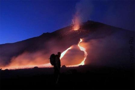 Извержение вулкана Этна в 2011 году