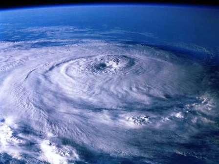 Тропический циклон из космоса