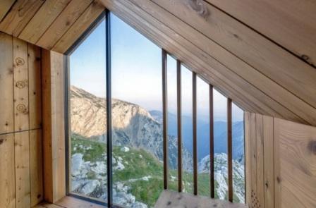 Вид изнутри Alpine Shelter Skuta