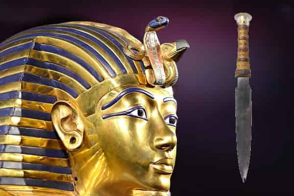 3300-летний боевой кинжал Тутанхамона - гость из космоса